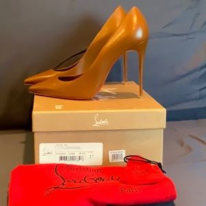 Brand New Louboutin sz 7 - NEVER WORN